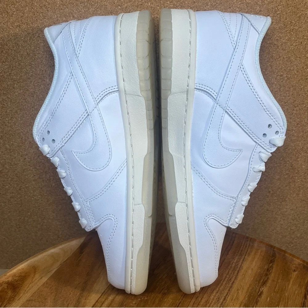 Nike
Dunks gs
Rainbow lace swoosh’ - Picture 6 of 12